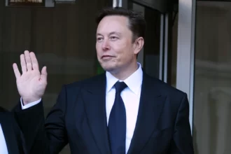 How Tall Is Elon Musk
